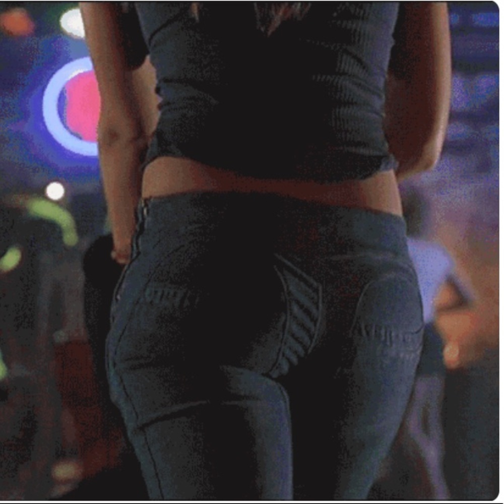 ISO!!!! Max’s jeans on Dark Angel